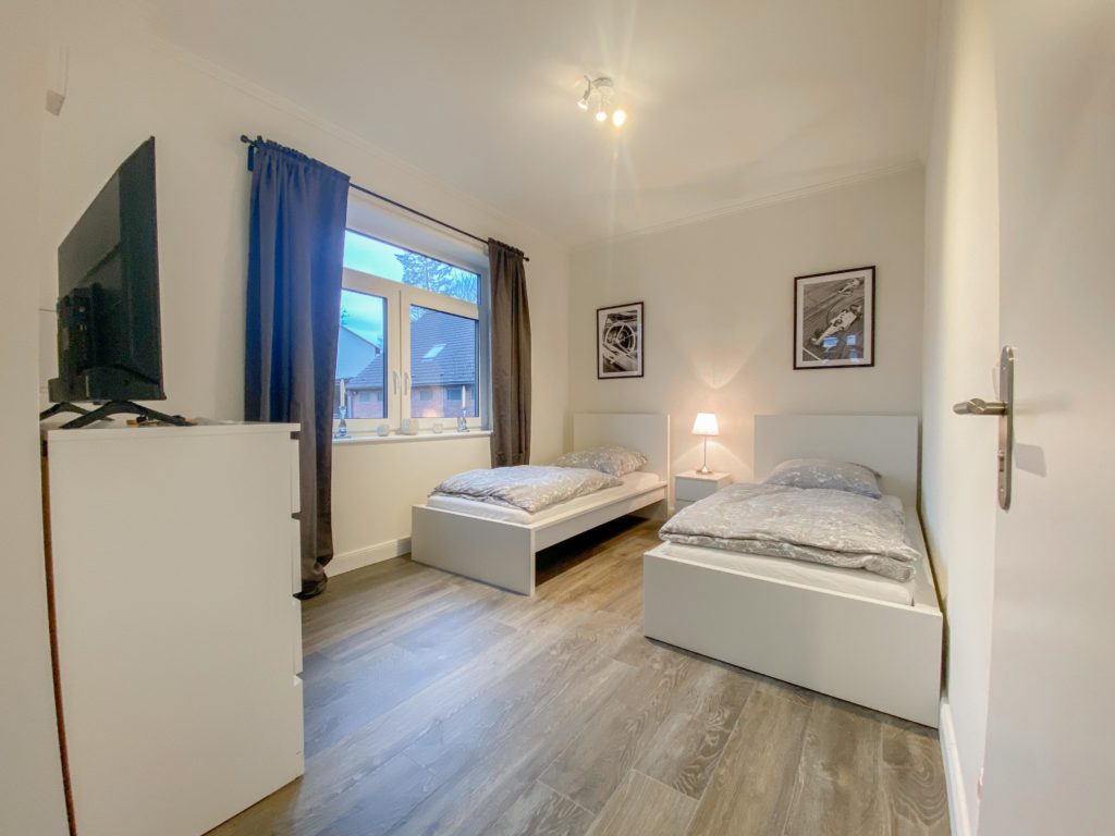 Schlafzimmer 2